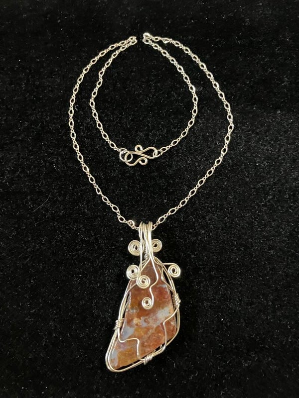 18-Inch Wire-Wrapped Moss Agate Pendant Necklace