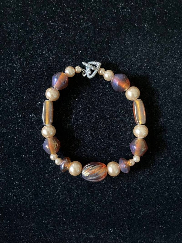 Bronze Glow & Pearl Glass Bead Bracelet