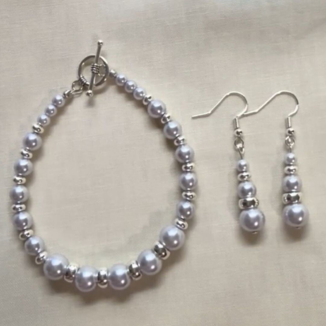 Frosted Silver Pearl Bracelet & Earring Set