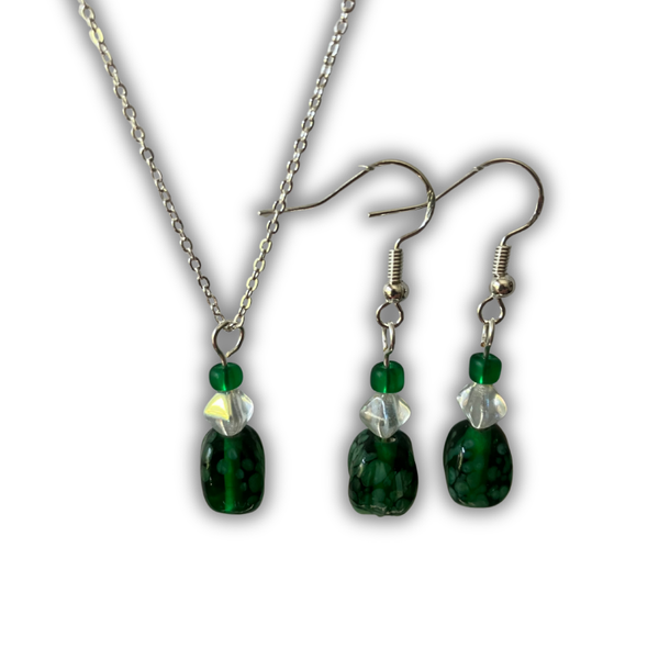 Deep Emerald Green Glass Necklace & Earrings Set