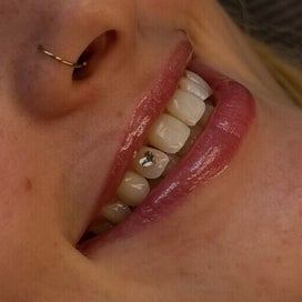 75981324-ef30-468c-b920-2e6b66e9ca20-standard-3a38dt.jpg
