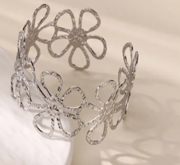 # 4  Bloemenzacht bangel  [Zilver]