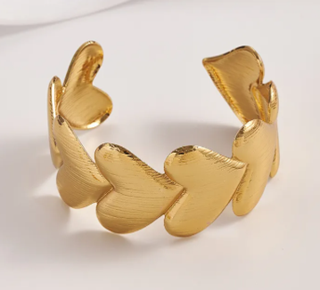 # 10  Hartjesgoud bangel