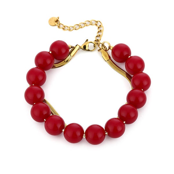 # 63 rood met goud armbandje