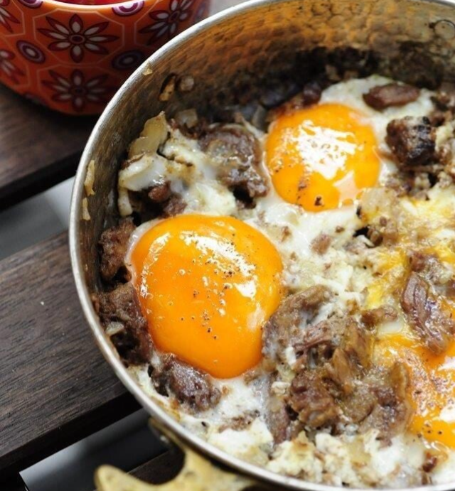 Kavurmali Yumurta
