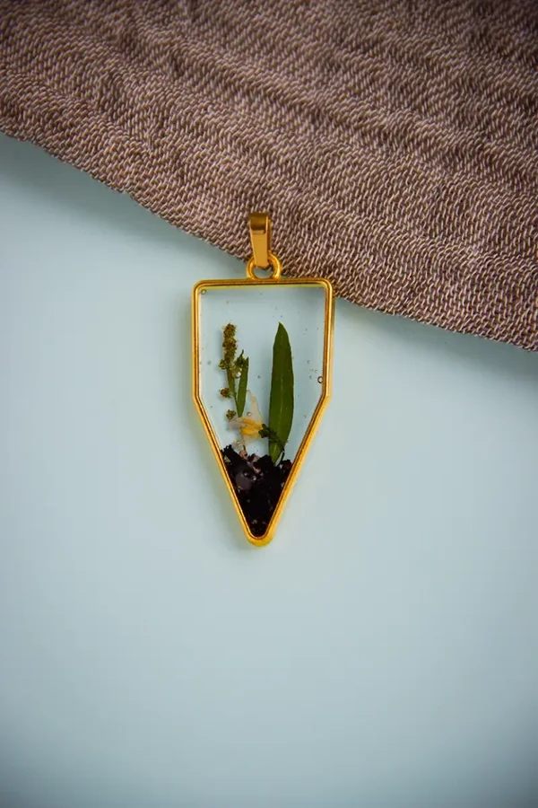 Anhänger "Goldener Pfeil"