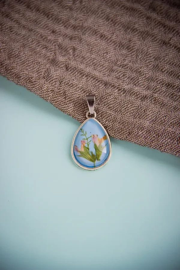 Anhänger "Blauer Tropfen"