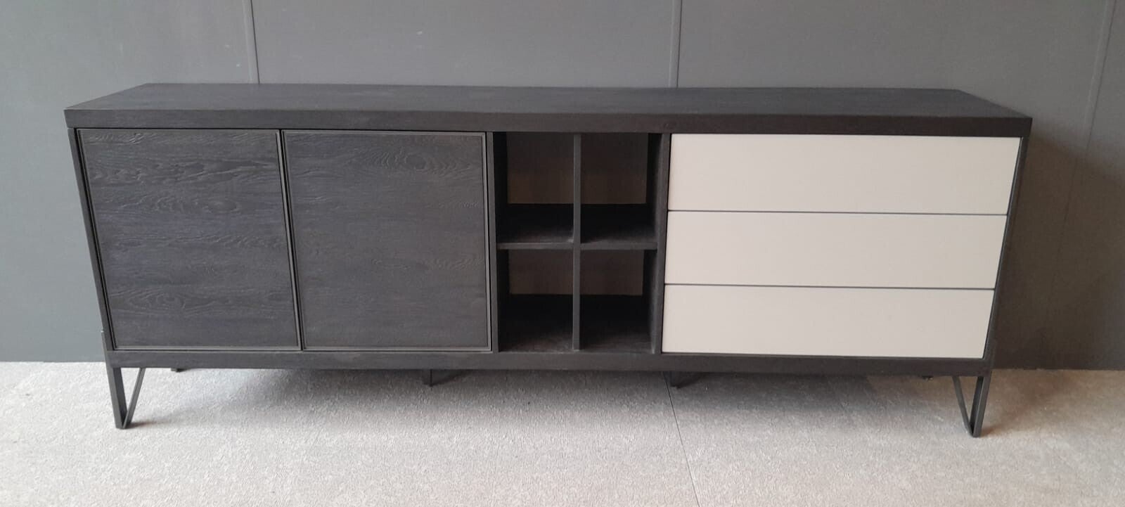 Henders en Hazel Montpellier dressoir