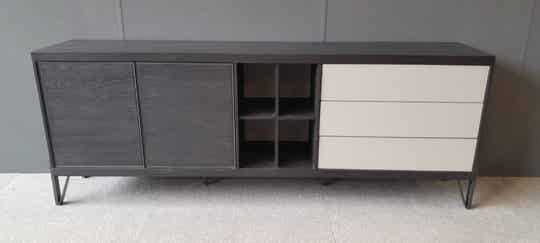 Henders en Hazel Montpellier dressoir