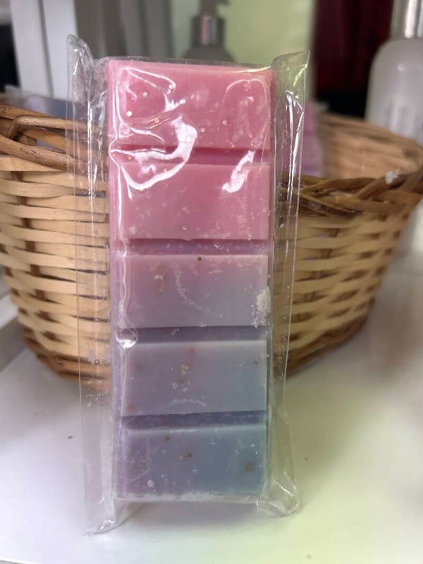 Baby powder snap bar