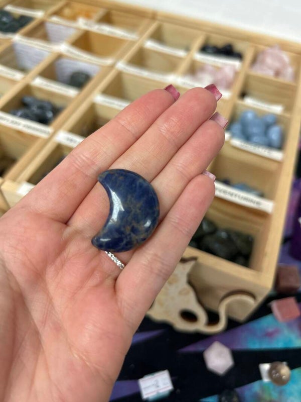 Sodalite moon