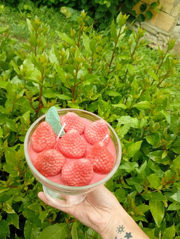 Bougie parfumée "Fraise givrée" 300 g