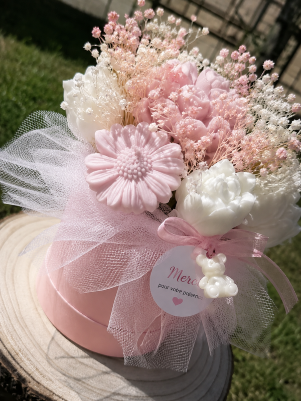 Bouquet " Douce éclosion  " rosée