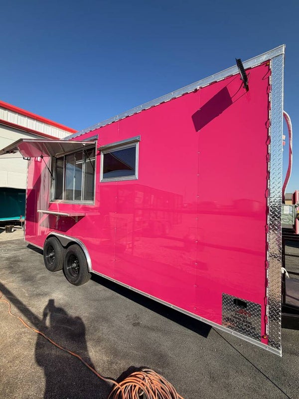 18’ x 18’ SNACK TRAILER WITH BATHROOM
