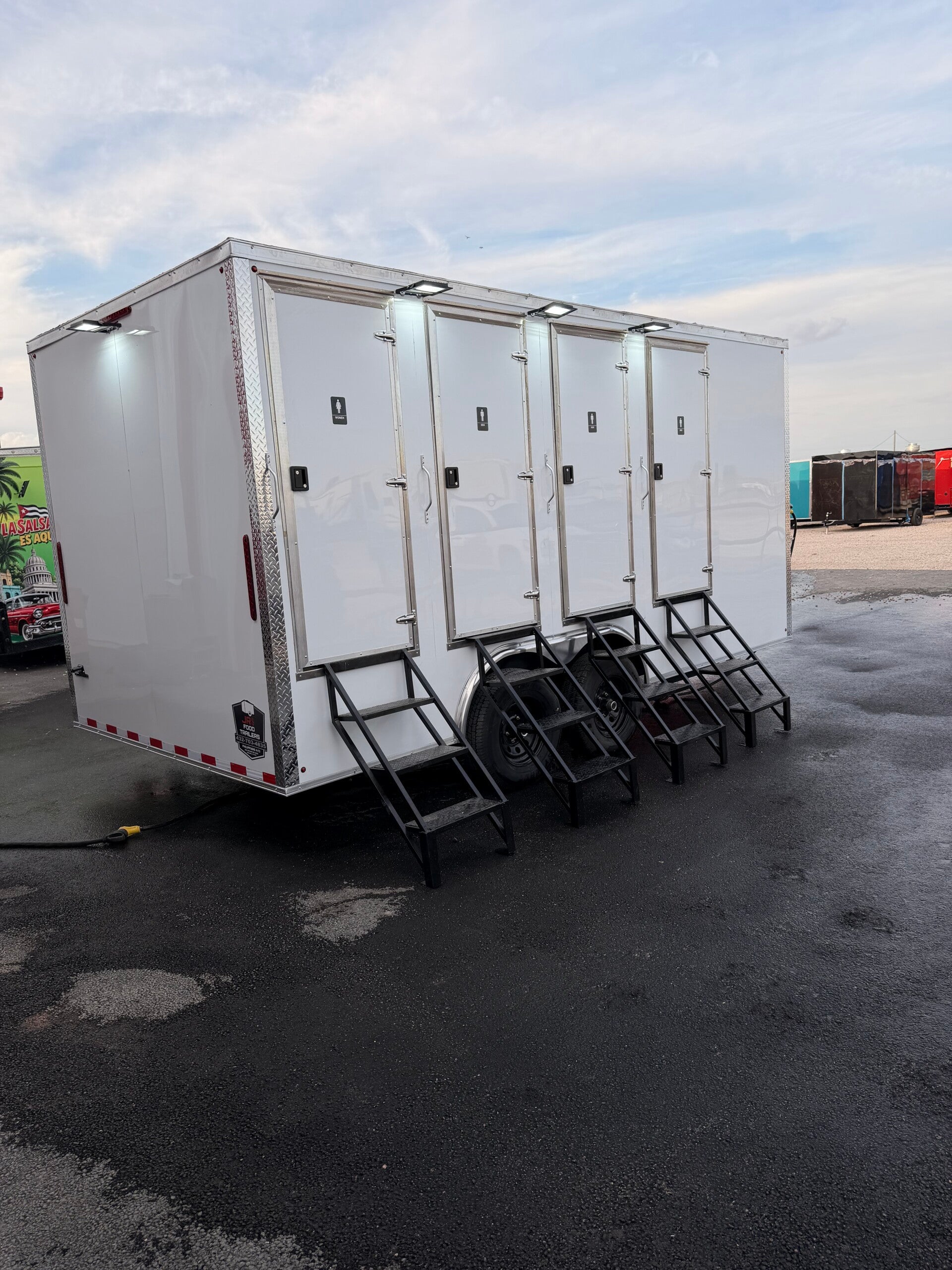 16′ × 8.5′ Bathroom Trailer | 4 Private Restrooms