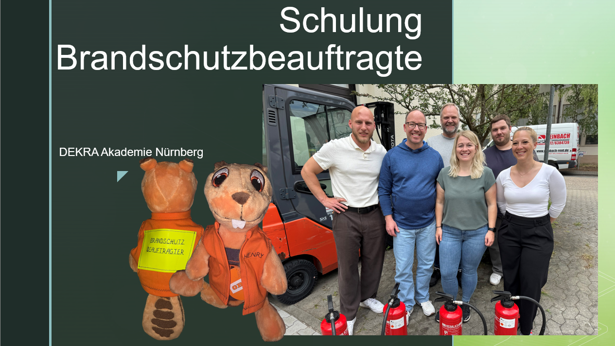 Teilnehmer der Weiterbildung zum Brandschutzbeauftragten bei der DEKRA Akademie Nürnberg mit Abschiedsgeschenk und Praxisbezug im Brandschutz