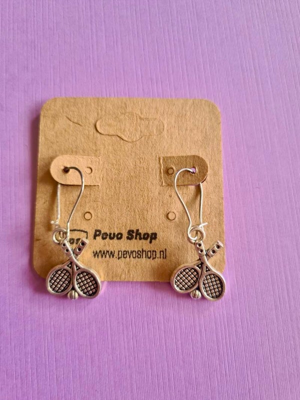 Oorhangers met tennisrackets
