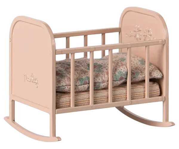 Maileg - Metalen wieg met slaapzak, Cradle with sleeping bag - Light rose