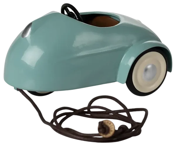 Maileg - Auto muis licht blauw, Car mouse light blue
