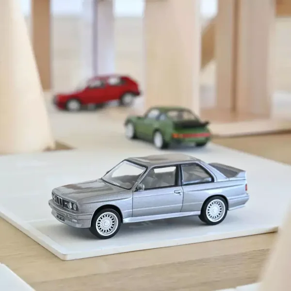 Norev - BMW M3 E30 1986 Grijs Jet-car