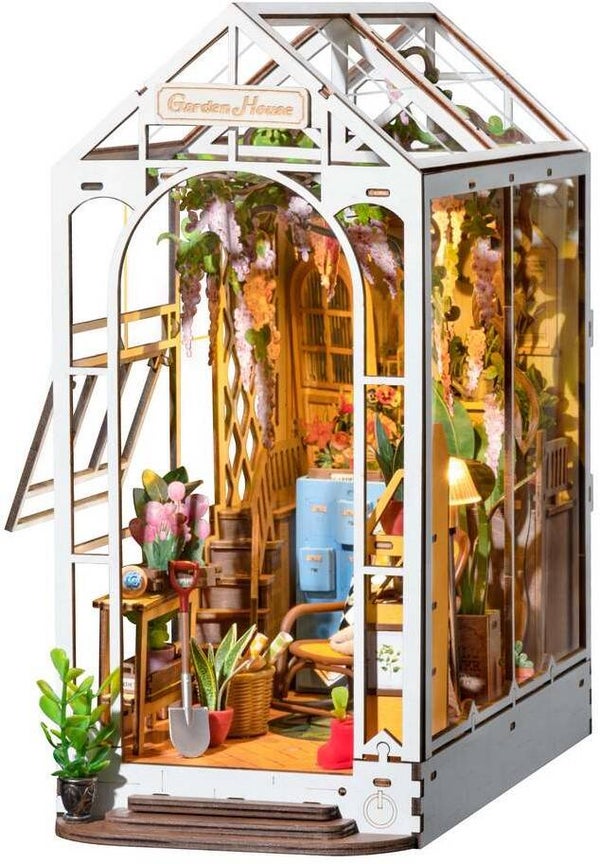 Robotime Book Nook - Garden House
