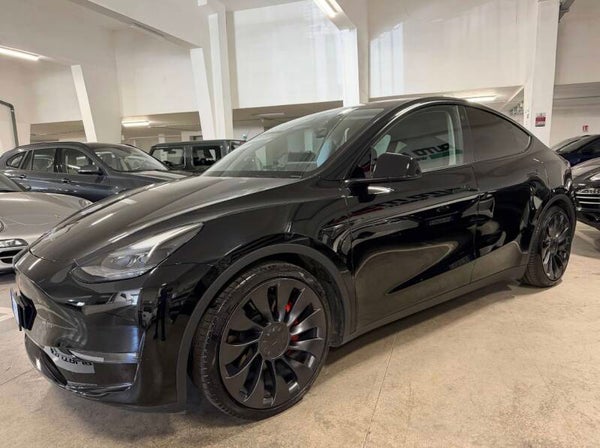 Tesla Model Y Performance Dual Motor awd