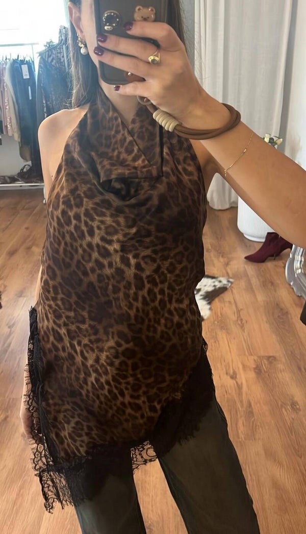 Blusa leopardata by Lumina