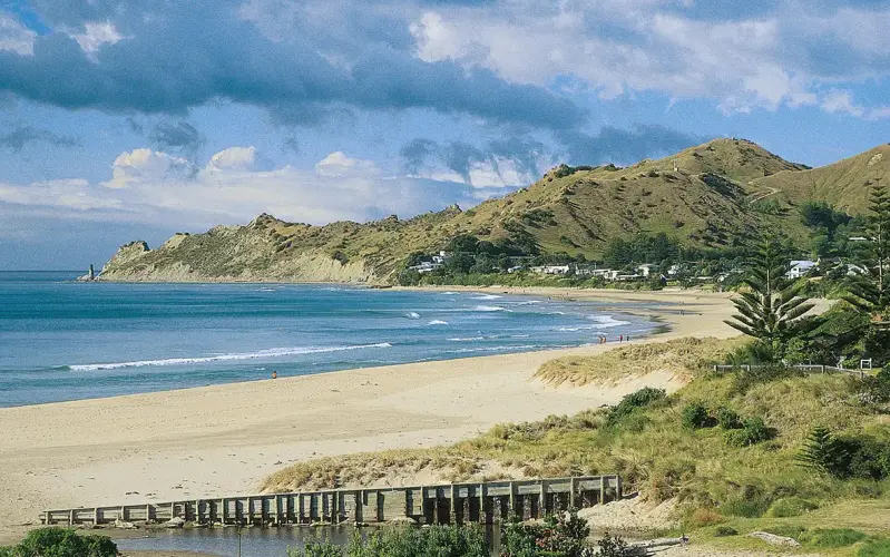 wainui-beach-057-standard-jkoujv.webp