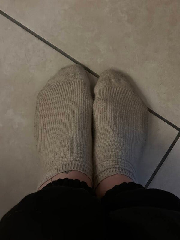 Beige sokken – gedragen item