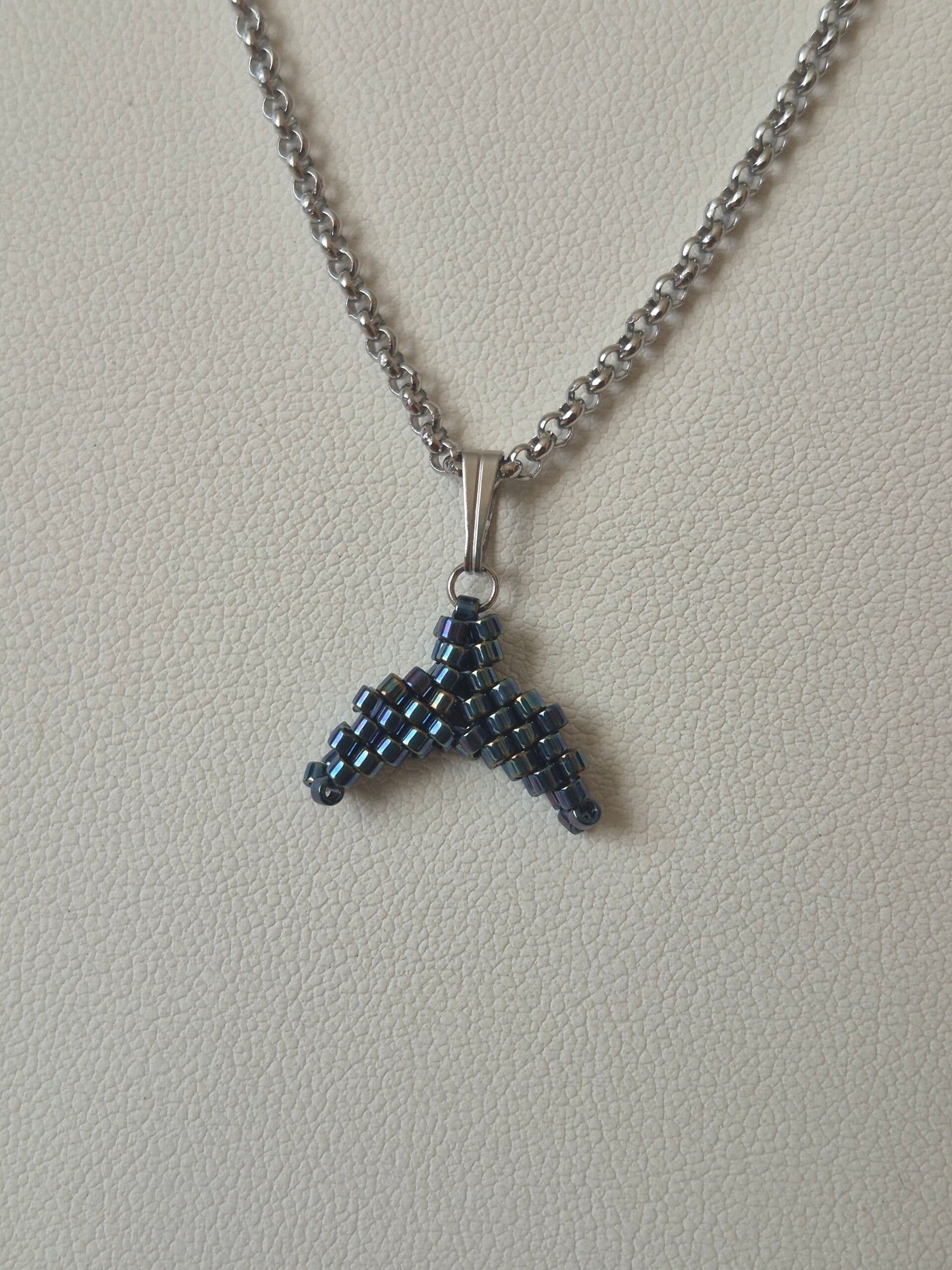 Velora Ketting – gunmetal iris/zilver