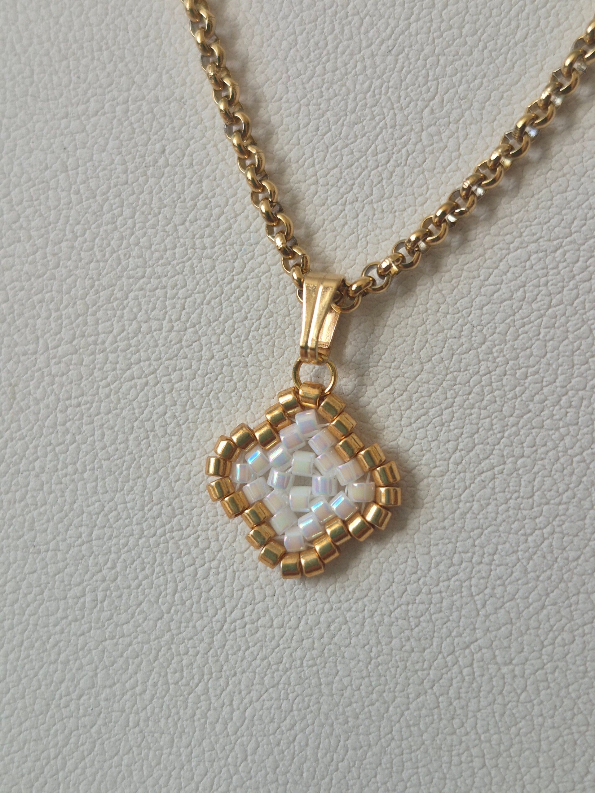 Lumivara Ketting – wit/goud