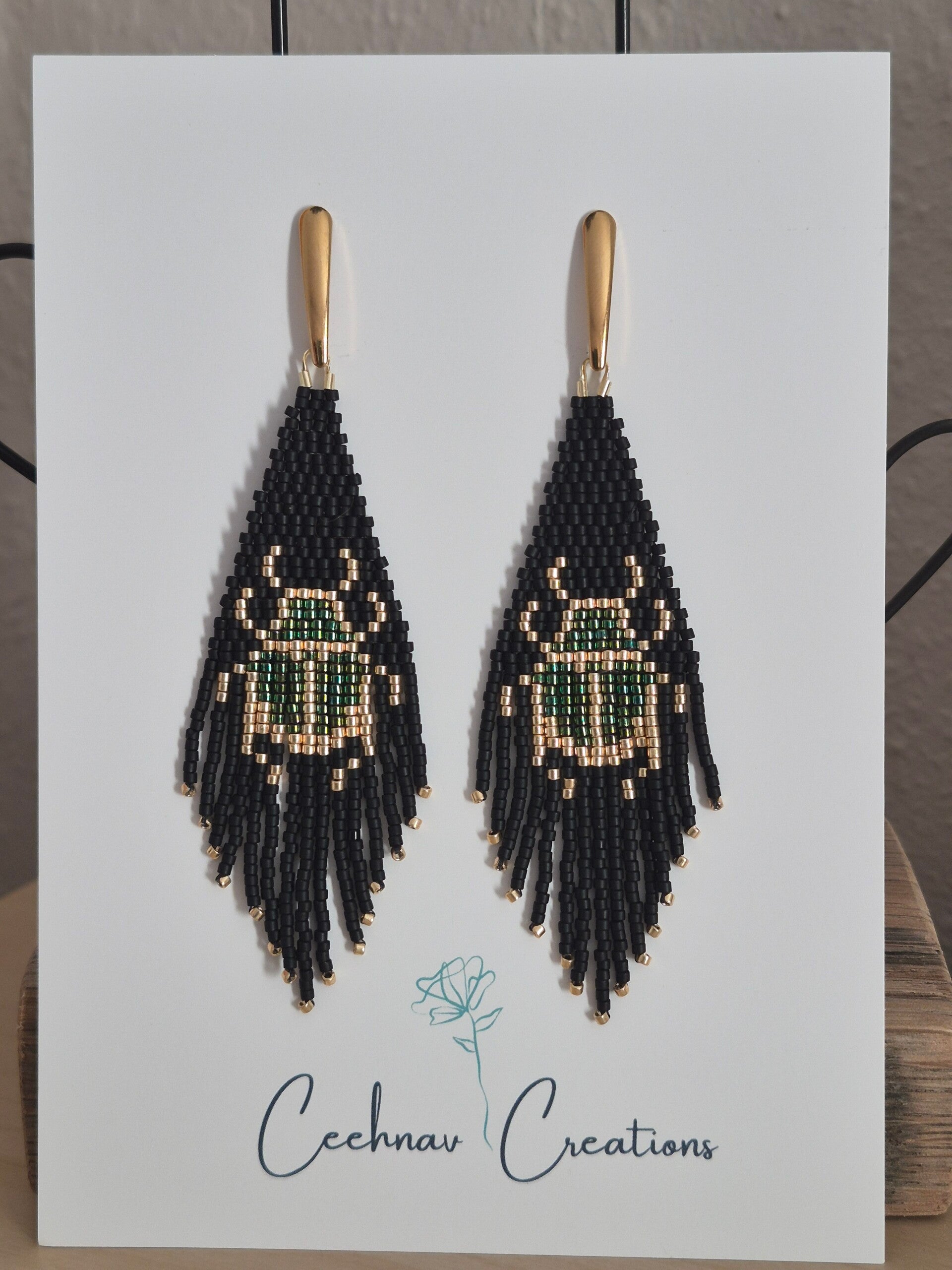 Scarabée Nocturne –  dark green Iris