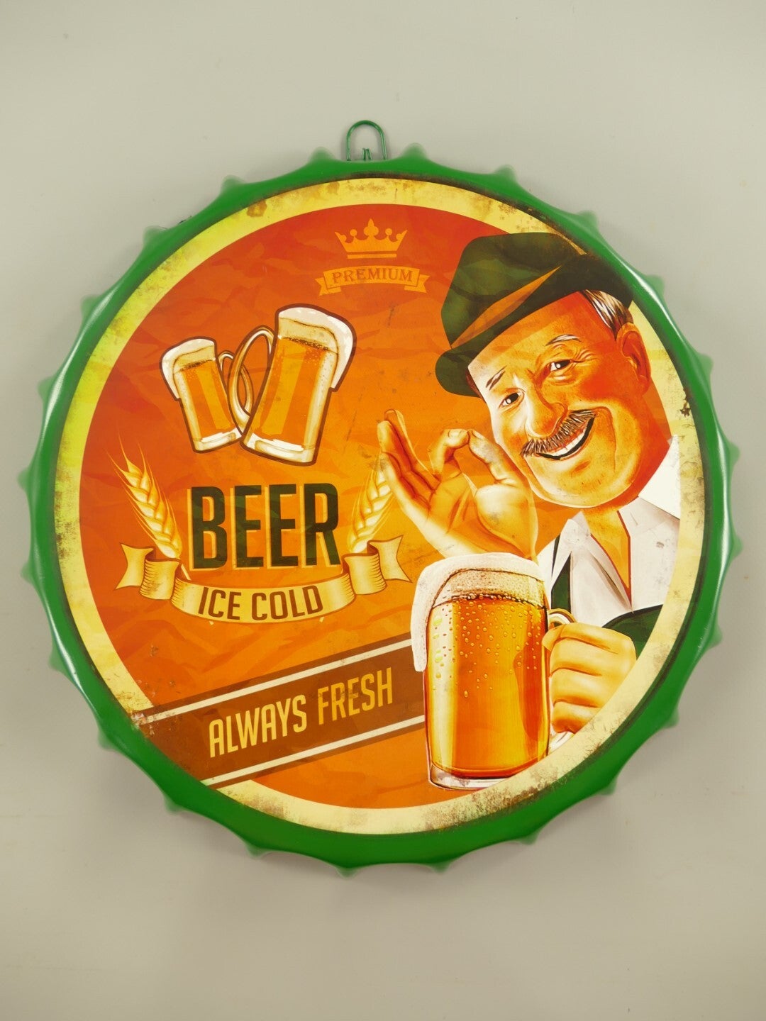 Beer ice cold metalen wandbord in vorm van een dop