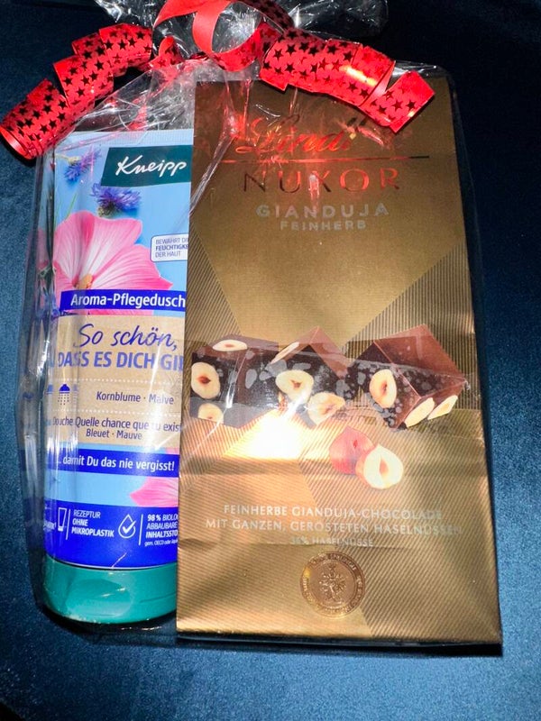Geschenkset Kneip Duschgel und Lindt Nuxor
