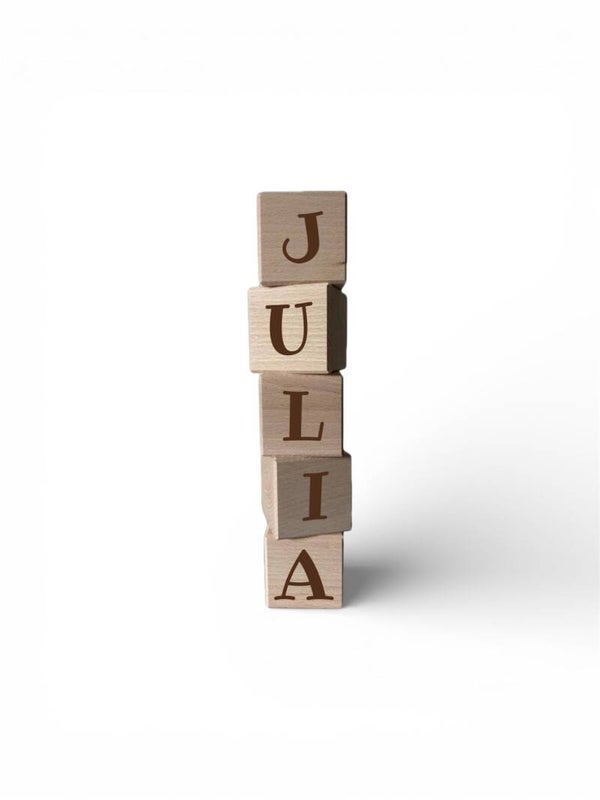 Naamblokken Julia
