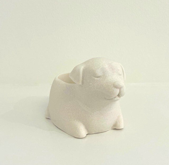 Hand gegoten opberg-/bloempotje hondje - jesmonite