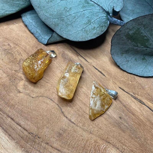 Amber copal hanger