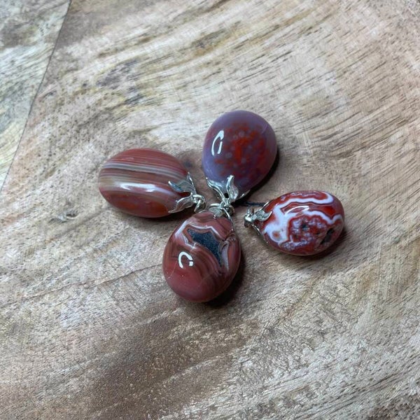 Rode agaat edelsteenhanger