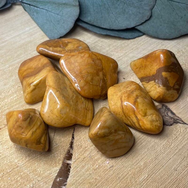 Gele jaspis trommelsteen