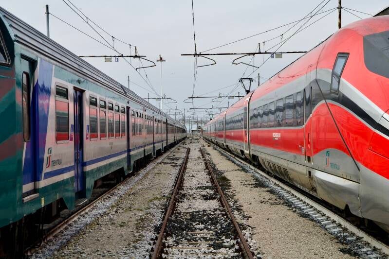 _laz1757-standard.jpg