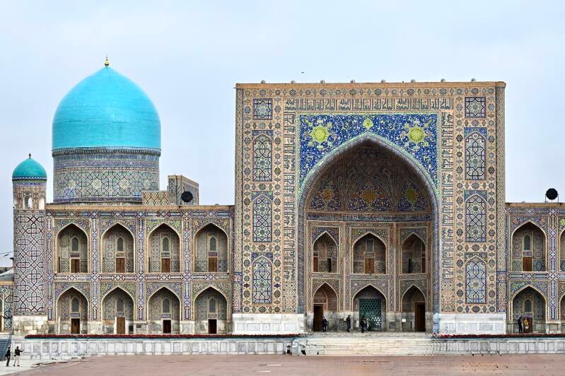 uzb_2575-standard-0j3d8q.jpg