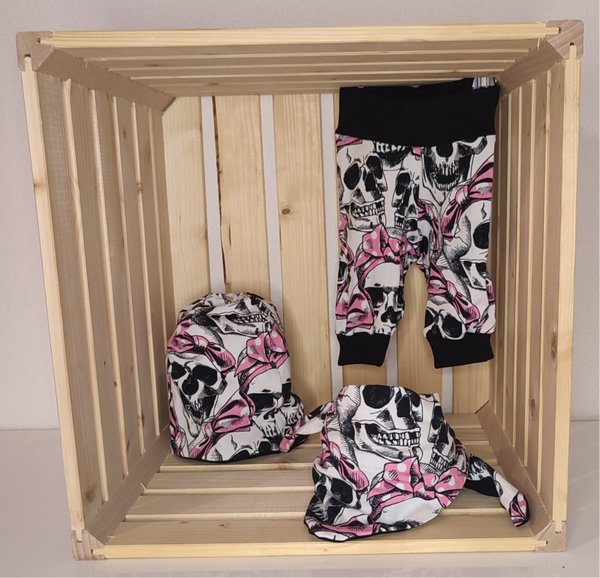 Newborn Set - Totenköpfe/schwarz