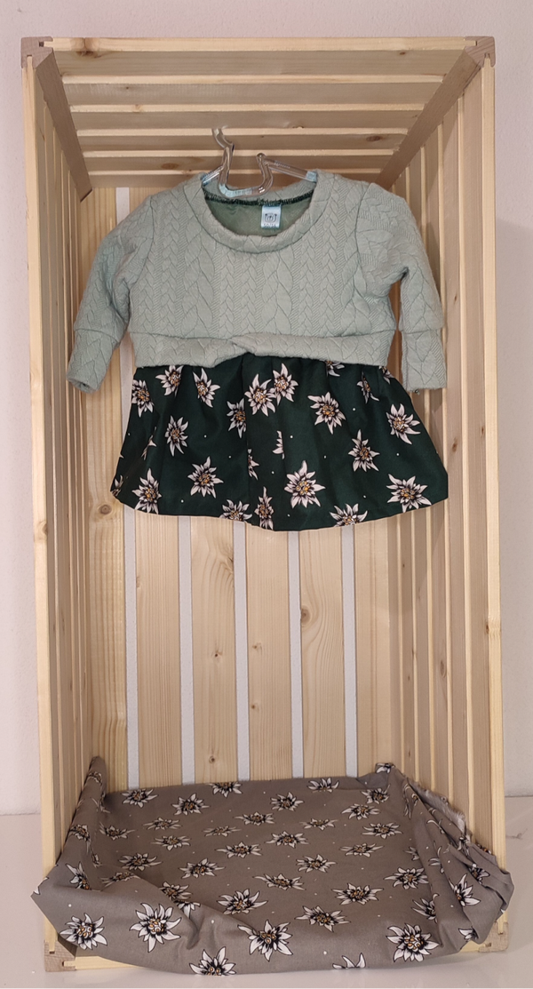 Pulli mit Schösschen - mint/dunkelgrün