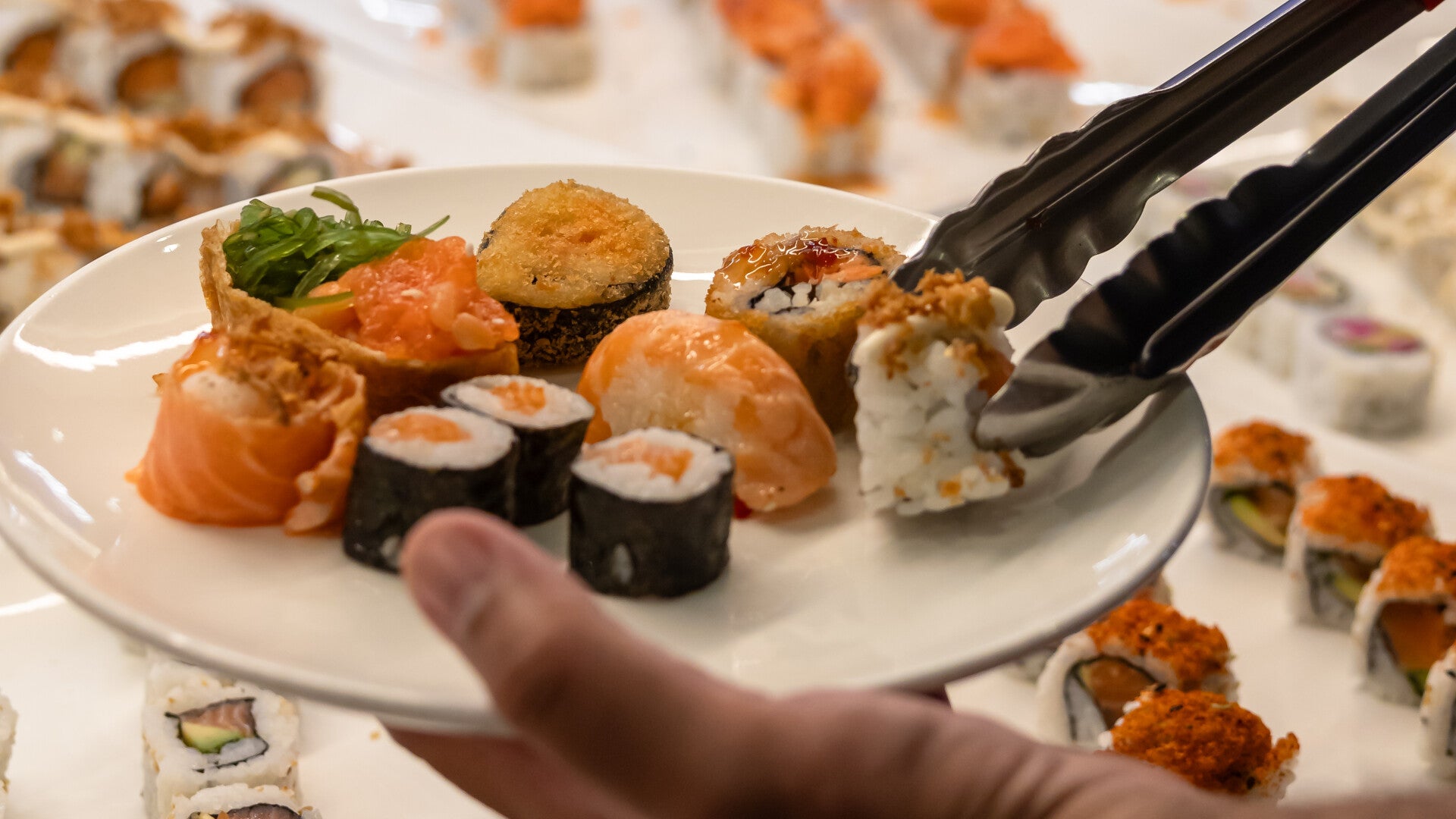 Wok City Cacém sushi servir prato