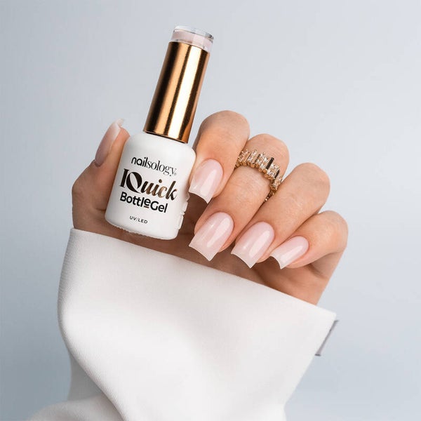 IQuick Bottle Gel Nailsology, Iconic Pink BB01, 8ml CLAVIER