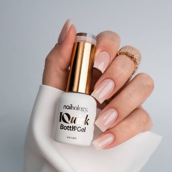 IQuick Bottle Gel Nailsology, Iconic Nude BB02, 8ml CLAVIER