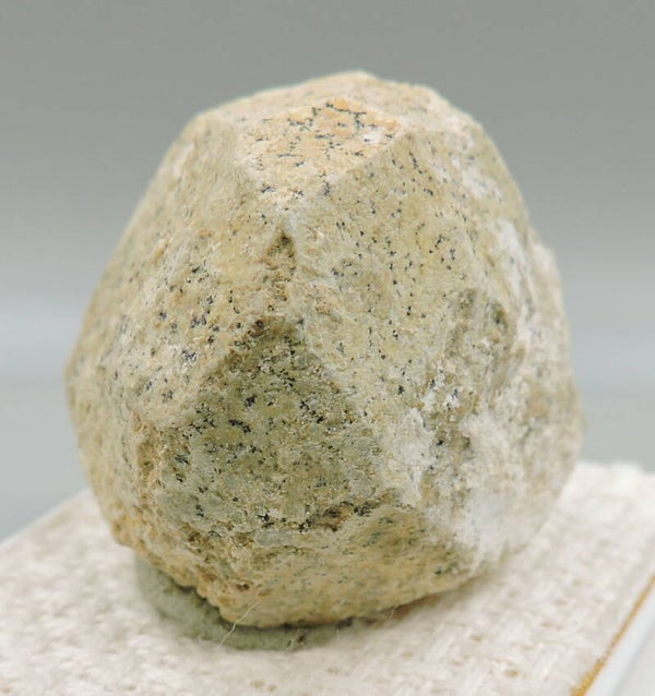 Achtaragdite from Russia – thumbnail