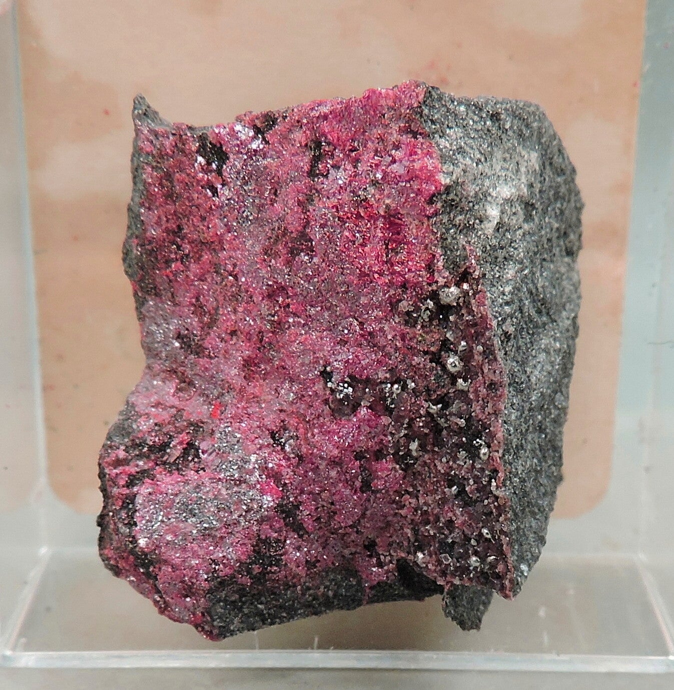 Mercury and cinnabar from Spain – thumbnail | MINERAL COLLECTION