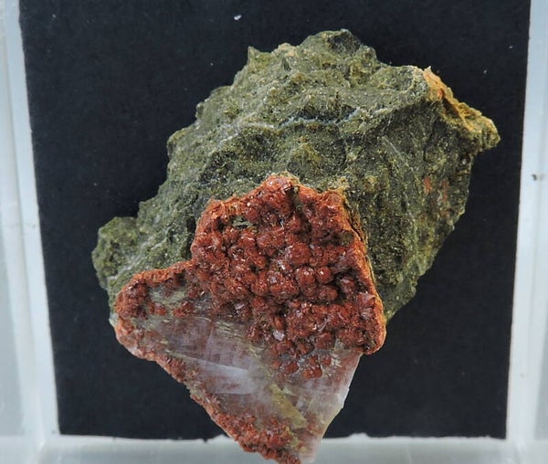 Clinoptilolite from the Czech Republic – thumbnail