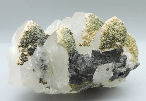 Quartz cluster with chlorite, chalcopyrite and galena – miniature